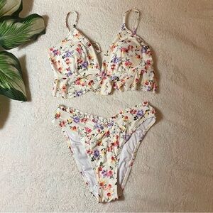 Cupshe Ruffled Floral Bikini Set